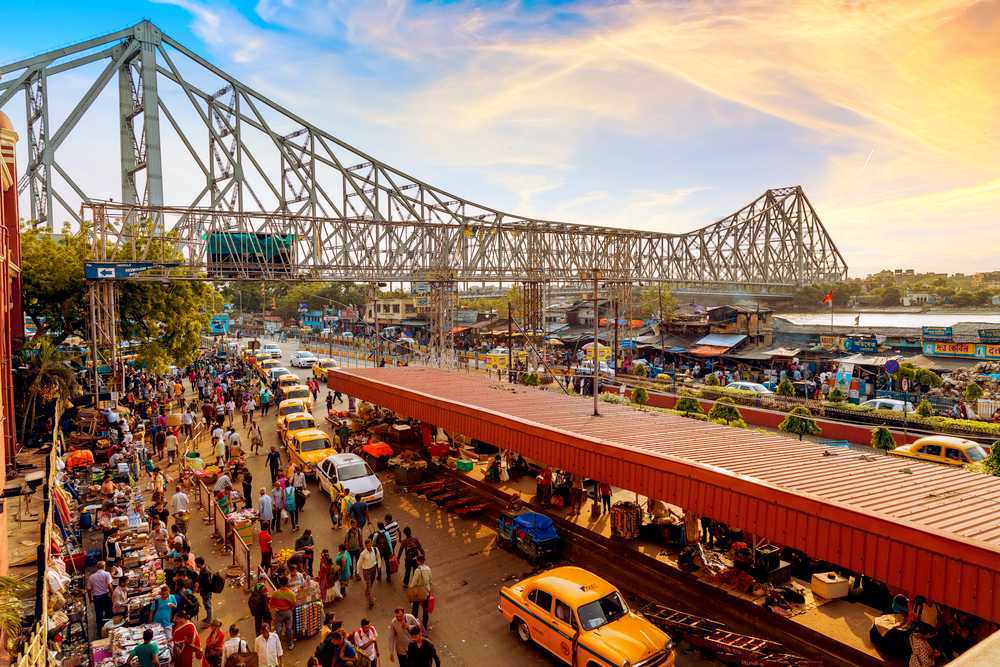 Checking the best destinations with a tour agency in Kolkata